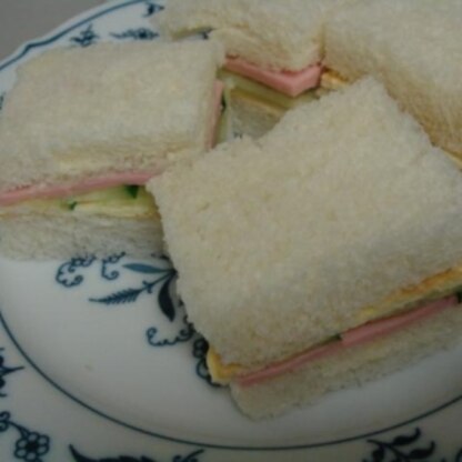 家のものがサンドイッチが食べたいと言いまして(^_^;)
助かりました。
めちゃ美味いと申してました<(_ _)>ごち様です。